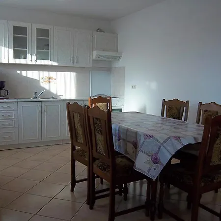 Apartment Martincevic Flengi